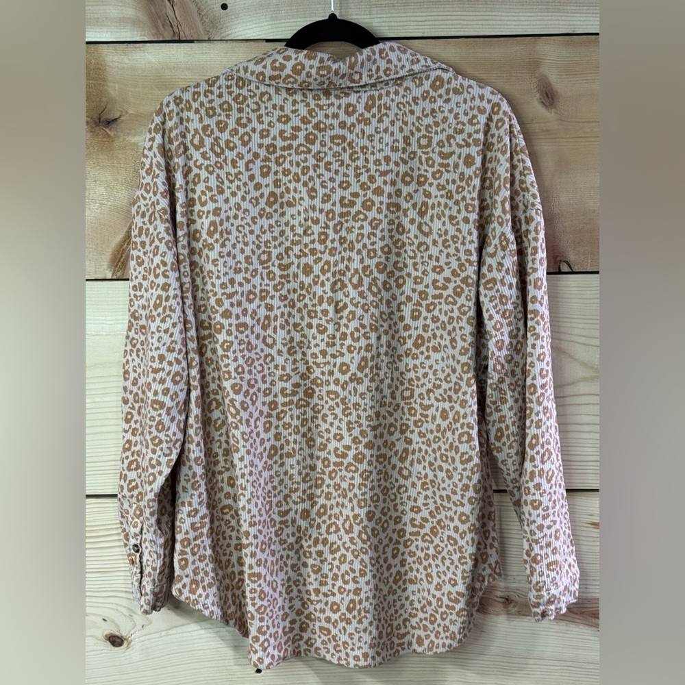 Daytrip Corded Button Down Shacket - image 3